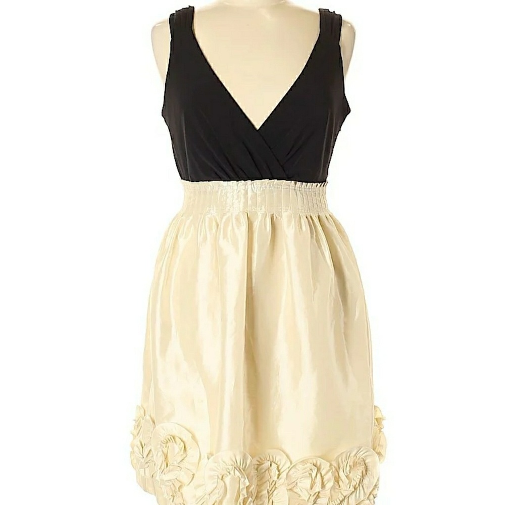 Max and Cleo Color Block Black Cocktail Dress Size 2 to 4 Wedding Guest